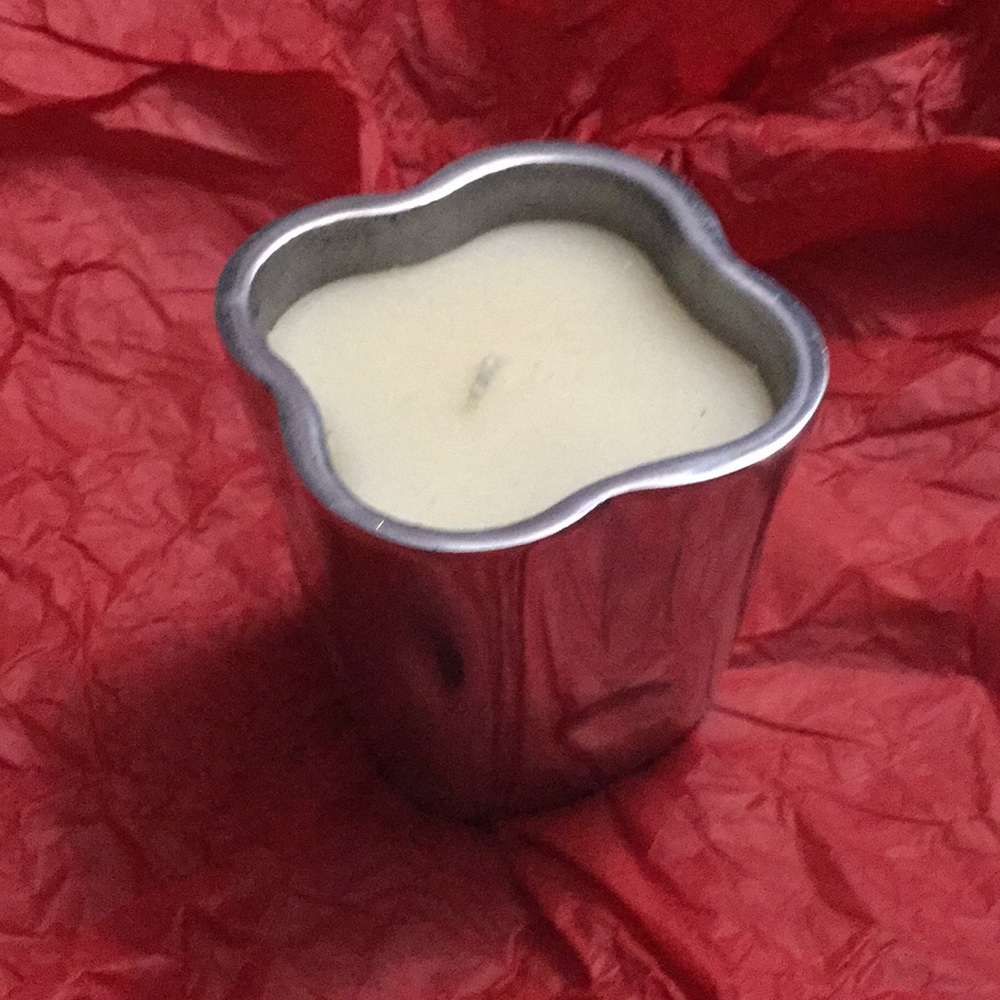 Wavy Curvy Thick Silver Heavy Candle Holder w/ Cream Colored Candle NEW